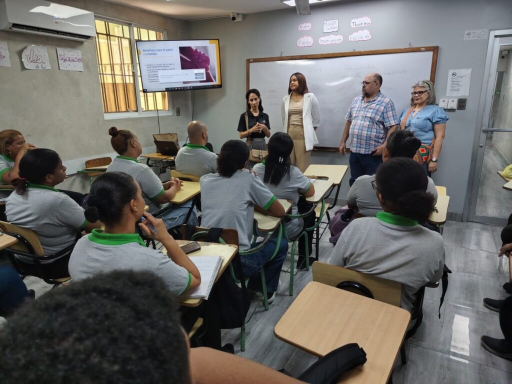 Rotary Club Santo Domingo Herrera impulsa la formación de 83 futuros profesionales de enfermería (3)