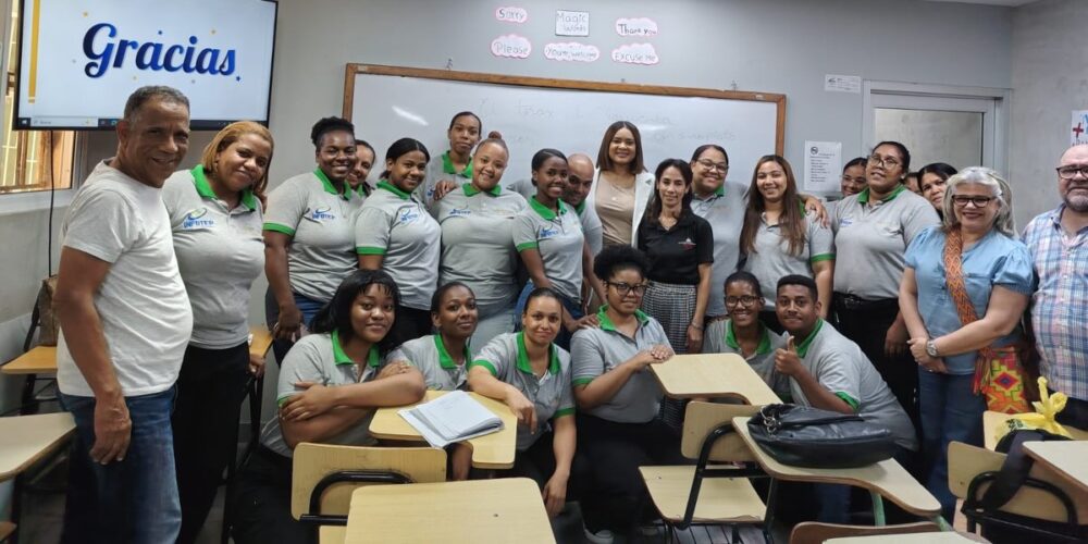 Rotary Club Santo Domingo Herrera impulsa la formación de 83 futuros profesionales de enfermería (4)